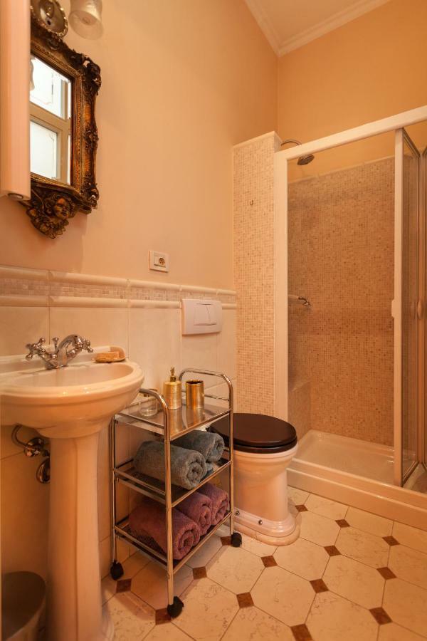 Filip'S Palace Luxurious Apartment ลูบลิยานา ภายนอก รูปภาพ