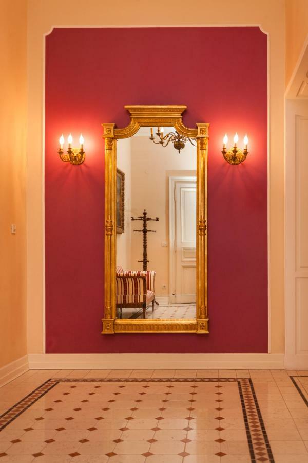 Filip'S Palace Luxurious Apartment ลูบลิยานา ภายนอก รูปภาพ
