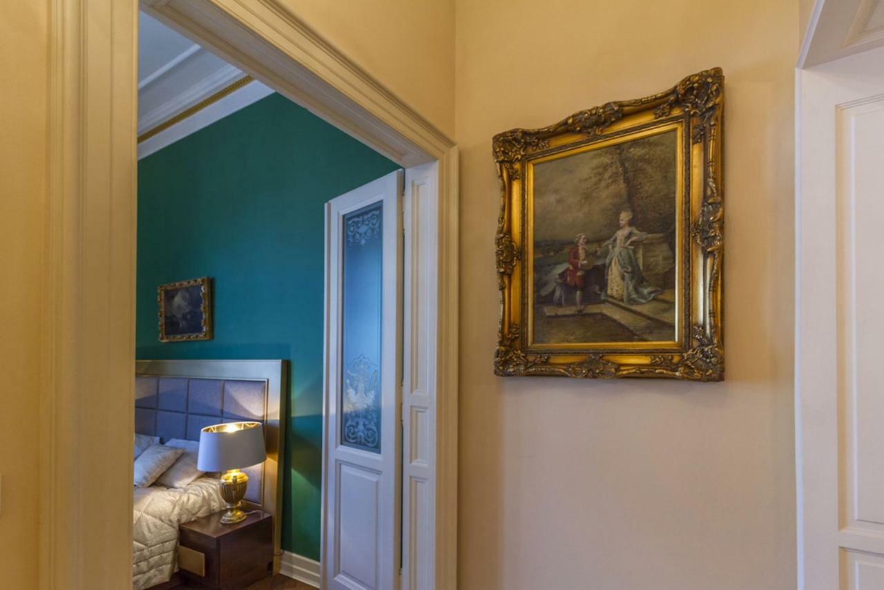 Filip'S Palace Luxurious Apartment ลูบลิยานา ภายนอก รูปภาพ
